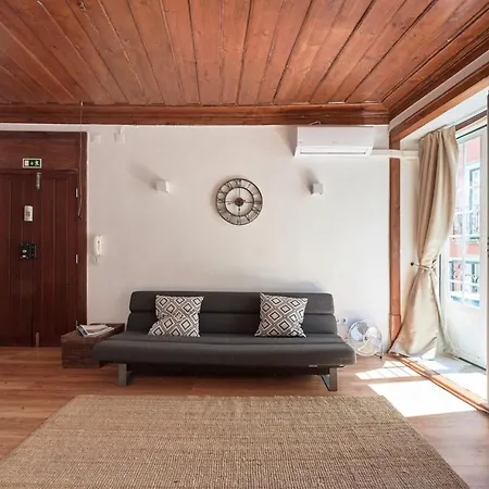 Chiado Homes - 2 * Лісабон