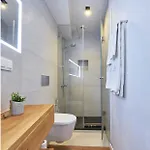 Chiado Homes - 2 Apartment *