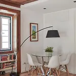 Chiado Homes - 2 Apartment *