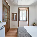 Chiado Homes - 2 Apartment *